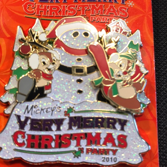 Mickey very merry Christmas party pin 2010 - Picture 3 of 3